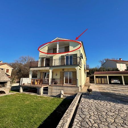 Apartments Pavle Malinska Εξωτερικό φωτογραφία